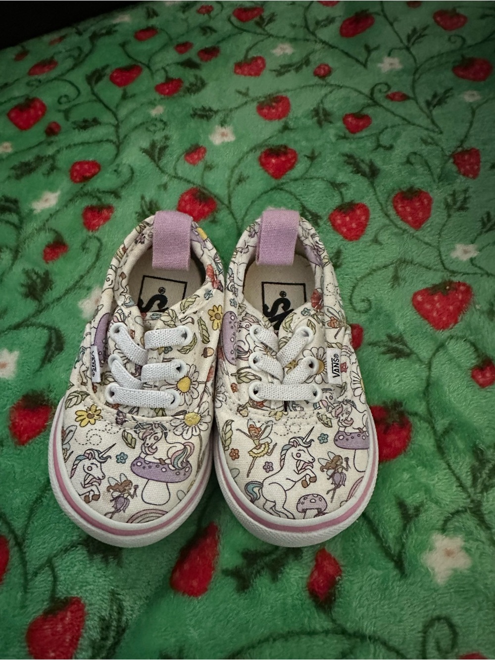 Vans Kids Unicorn Print Canvas Sneakers - White with Lavender Trim